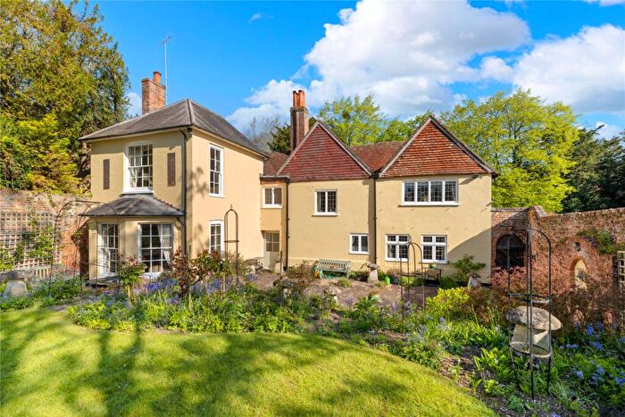 4 Bedroom Detached House For Sale In High Street, Odiham, Hook, Hampshire, RG29
