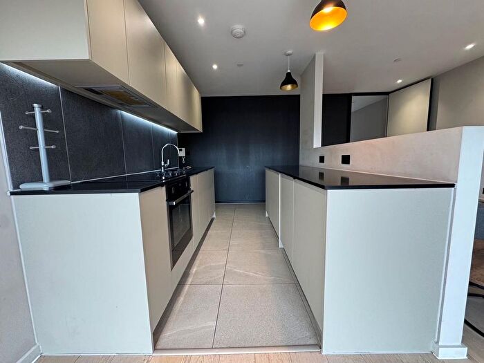 2 Bedroom Flat To Rent In City Gardens B, Spinners Way, Manchester, M15