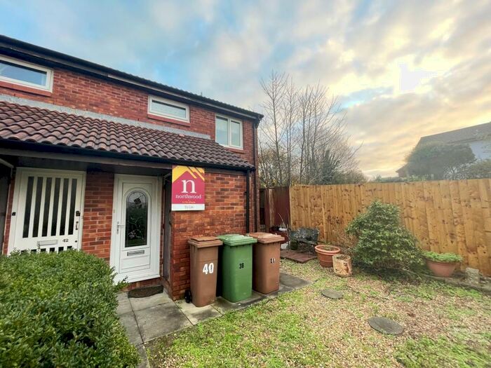 1 Bedroom Flat To Rent In Buddle Close, Plymstock, Plymouth, PL9