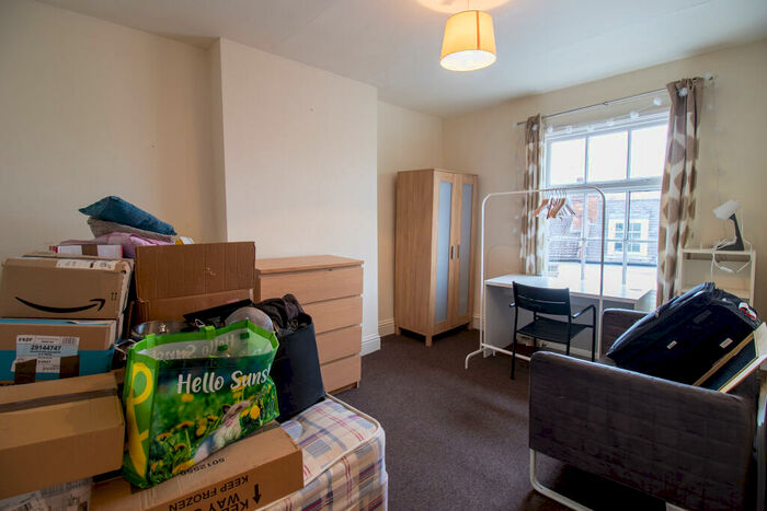 6 Bedroom Flat To Rent In Second Floor, Willoughby, Augusta Place, Leamington Spa, CV32