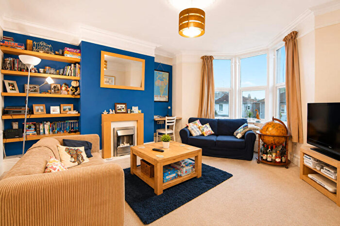 2 Bedroom House To Rent In Sussex Place, Montpelier, BS2