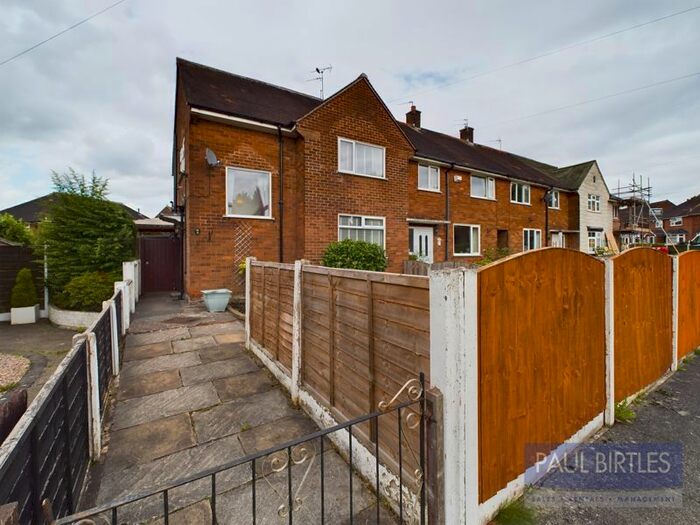 Houses for sale & to rent in WA15 8PD, Ash Lane, Hale Barns Altrincham