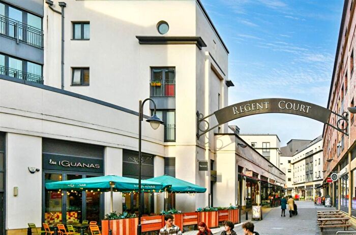 2 Bedroom Penthouse To Rent In The Parade, Leamington Spa, CV32