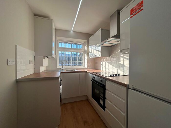 2 Bedroom Apartment To Rent In Brand Street, Hitchin, SG5