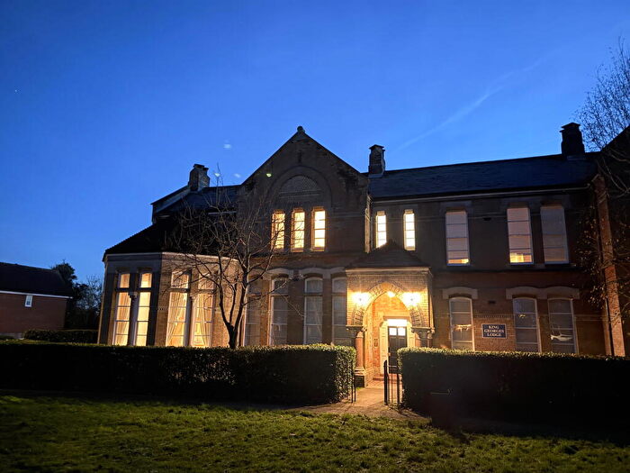 2 Bedroom Apartment To Rent In Monro Drive, Guildford, GU2