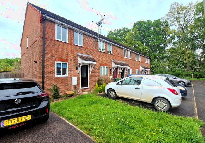 2 Bedroom End Of Terrace House To Rent In Sorrel Drive, Whiteley, PO15