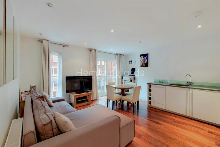 2 Bedroom Flat To Rent In Medway House, Medway Street, SW1P