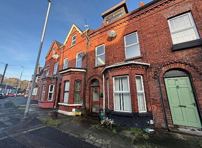 4 Bedroom Mid Terraced House For Sale In Waveney Road, Ballymena, BT43