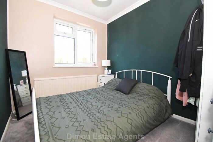 3 Bedroom End Of Terrace House For Sale In Chestnut Walk, Gosport, PO12