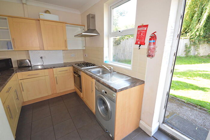 6 Bedroom Detached House To Rent In Maple Road, Winton, BH9