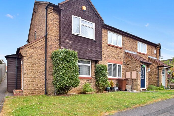 2 Bedroom End Of Terrace House For Sale In Stag Road, Lordswood, Chatham, ME5