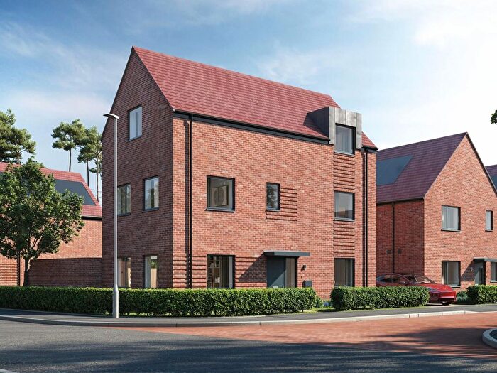 3 Bedroom Detached House For Sale In Bream Way, Wokingham, RG40