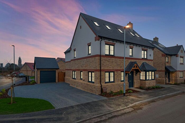 4 Bedroom Detached House For Sale In Fuller Way, Wootton, MK43