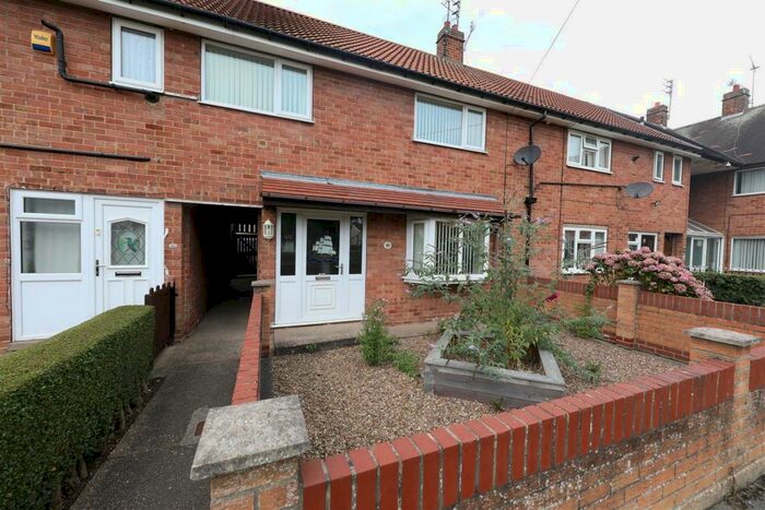 3 Bedroom Terraced House To Rent In Anlaby Park Road South, Hull, HU4