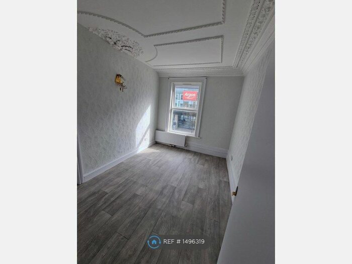 1 Bedroom Flat To Rent In Northumberland Park, London, N17