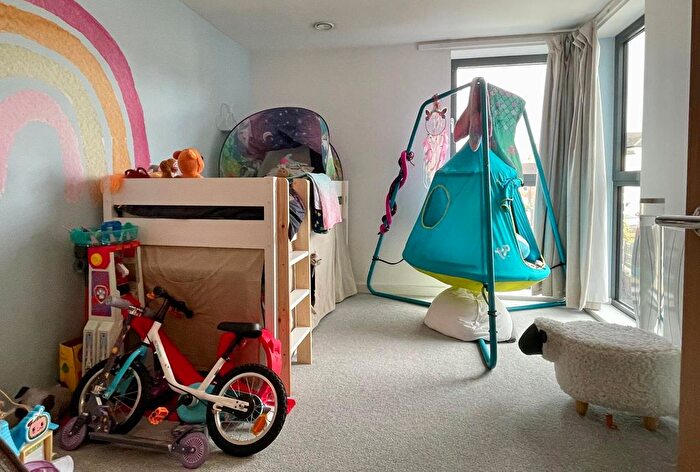 2 Bedroom Flat For Sale In Wrens Cross, Upper Stone Street, Maidstone, Kent, ME15 - Photo 9