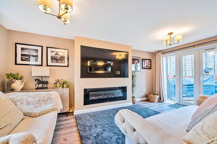 4 Bedroom Detached House For Sale In Templars Drive, Rochester, Kent., ME2