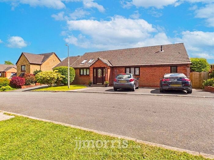 4 Bedroom Detached Bungalow For Sale In Redhill Park, Haverfordwest, SA61