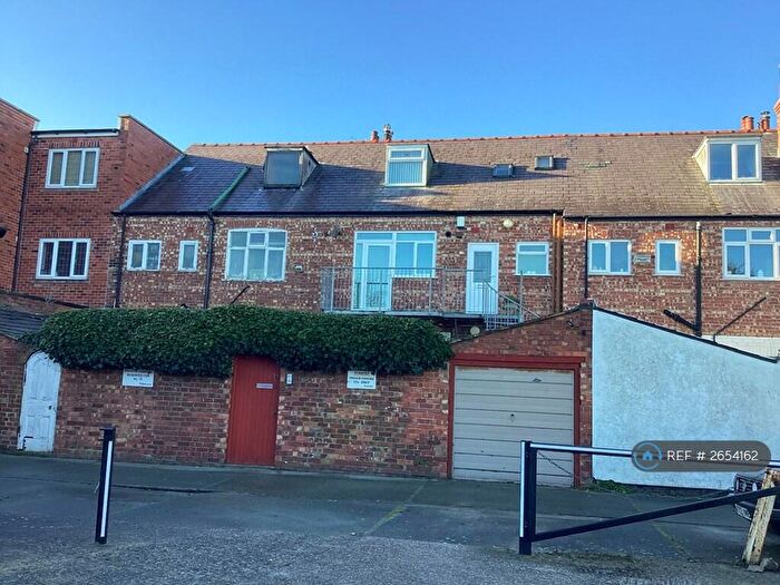 3 Bedroom Flat To Rent In Banks Road, West Kirby, CH48