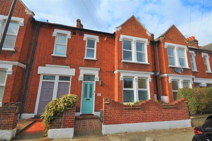 1 Bedroom Maisonette To Rent In Boundary Road, Colliers Wood, London, SW19