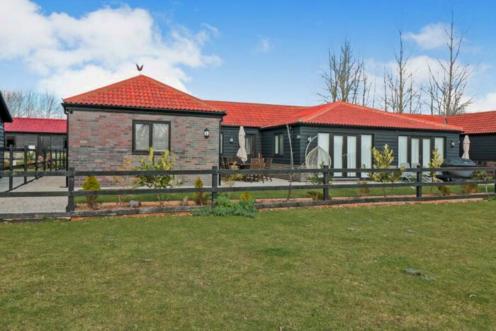 2 Bedroom Bungalow To Rent In Eastfield Stables, Elsenham, CM24