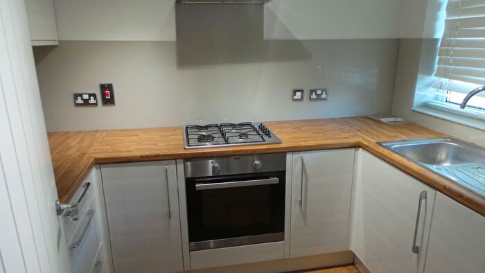 1 Bedroom Maisonette To Rent In Hartville Road, Plumstead, SE18