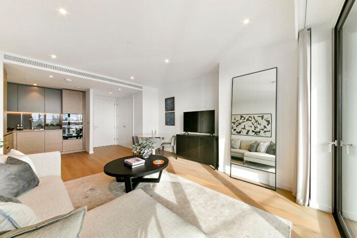 1 Bedroom Apartment To Rent In George Street, London, E14