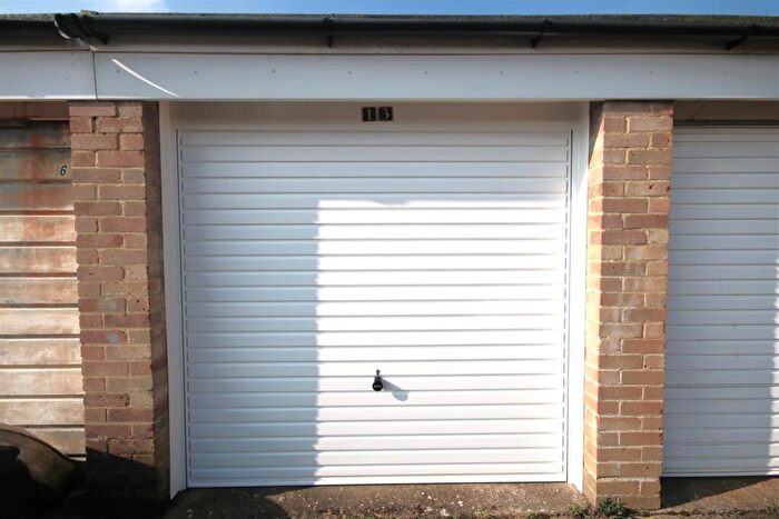 Garage / Parking To Rent In Garage - Headcorn Drive, Canterbury, CT2
