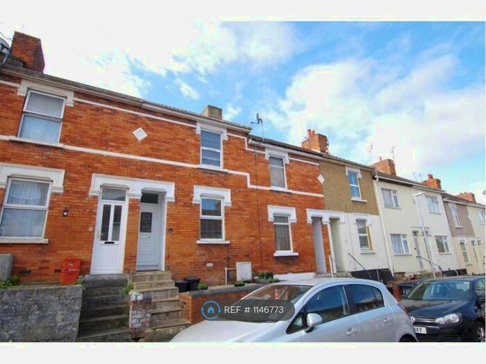 2 Bedroom Terraced House To Rent In Dryden Street, Swindon, SN1