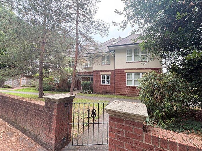 2 Bedroom Flat To Rent In Charminster Road, Charminster (), P07