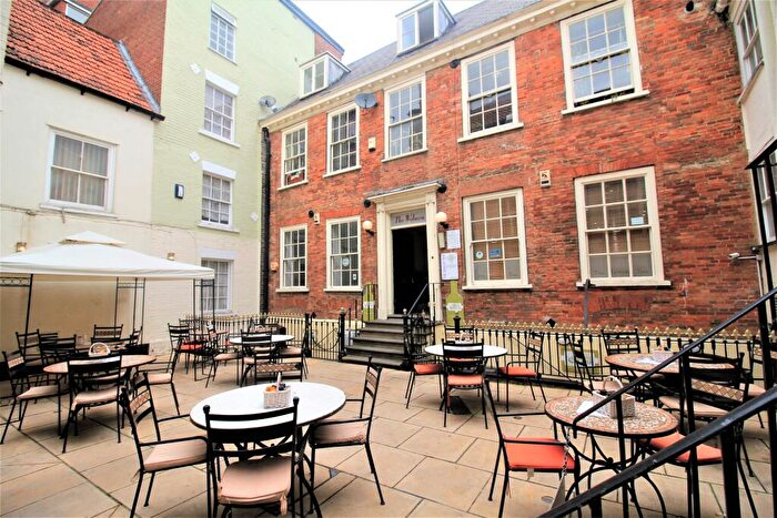 Studio To Rent In Woburn Court, Guildhall Hill, Norwich, Norfolk, NR2