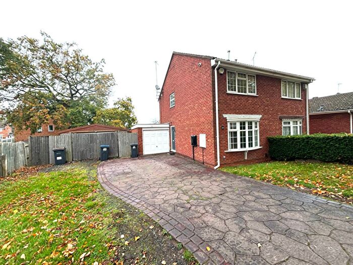 2 Bedroom Semi-Detached House To Rent In Staple Lodge Road, Birmingham, B31