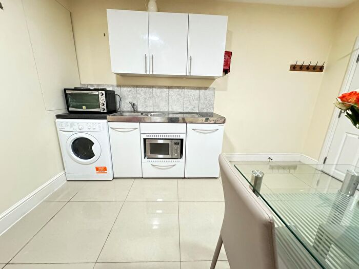 1 Bedroom Flat To Rent In Cromwell Road, London, SW7