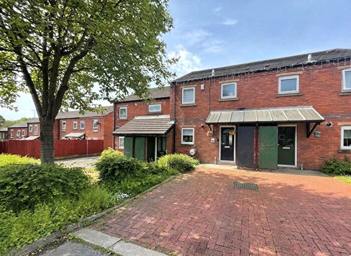 3 Bedroom Terraced House For Sale In Villiers Court, Preston, Lancashire, PR1
