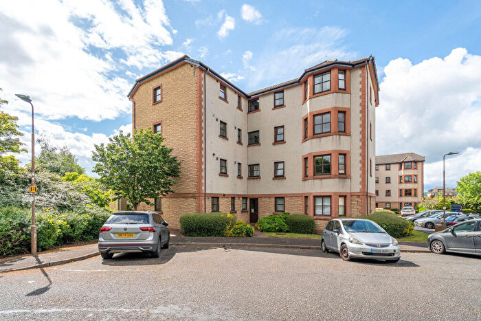 2 Bedroom Flat For Sale In North Meggetland, Edinburgh, EH14