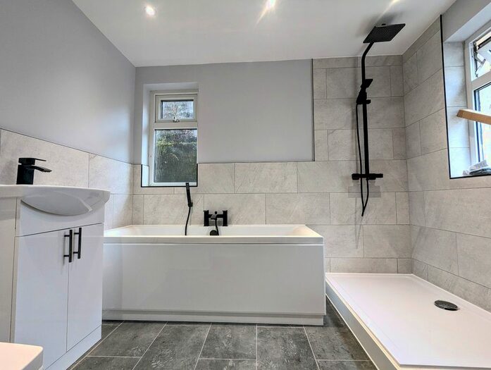 3 Bedroom Terraced House To Rent In Pontshonnorton Road, Pontypridd, CF37