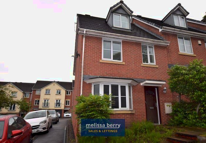 4 Bedroom End Of Terrace House To Rent In Oakhurst Gardens, Prestwich, Manchester, M25