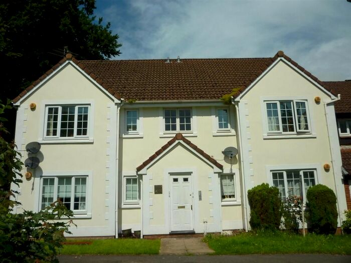 1 Bedroom Flat To Rent In Monarch Close, Basingstoke, RG22