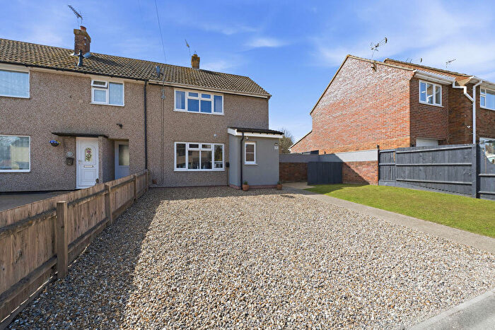 2 Bedroom Terraced House For Sale In Devon Close, Bury St Edmunds, IP32