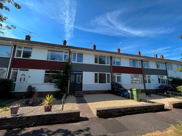 3 Bedroom Terraced House To Rent In Richmond Park, Bishops Hull, Taunton, TA1