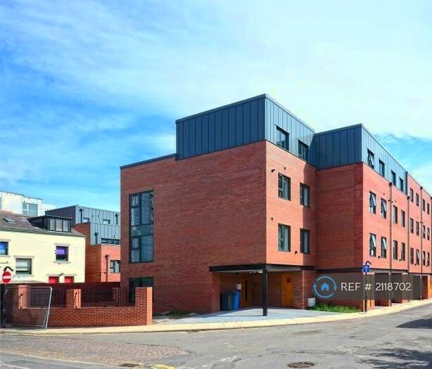 4 Bedroom Terraced House To Rent In Dun Field, Sheffield, S3