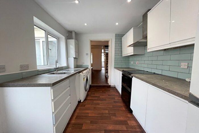 4 Bedroom Terraced House To Rent In Hungerford Street, Cheltenham, GL50