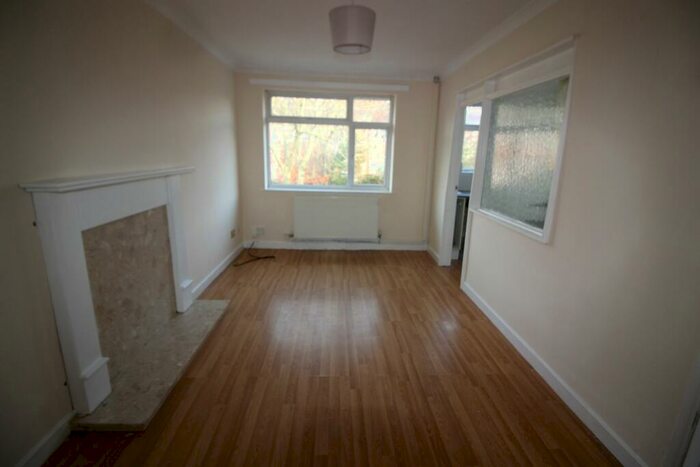 2 Bedroom Maisonette To Rent In Vicarage Close Great Barr Birmingham, B42