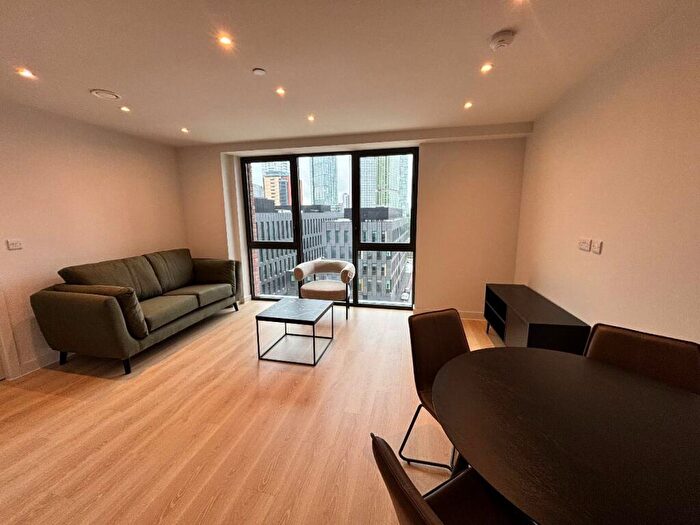 2 Bedroom Apartment To Rent In Waterhouse Tower, Dutton Street, M3