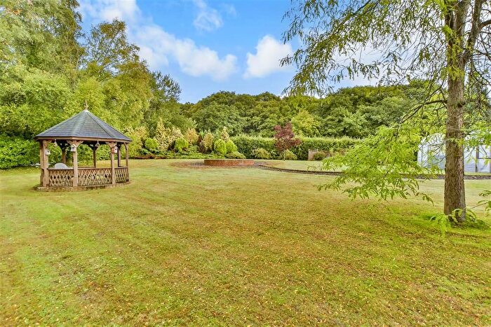2 Bedroom Detached Bungalow For Sale In London Road, Dunkirk, Faversham, Kent, ME13