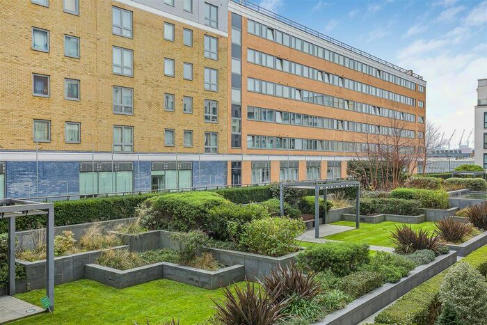 1 Bedroom Flat To Rent In Doulton House, Chelsea Creek, Fulham, SW6
