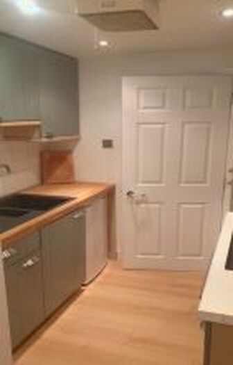 2 Bedroom Flat To Rent In Blackfriars Road, London, SE1