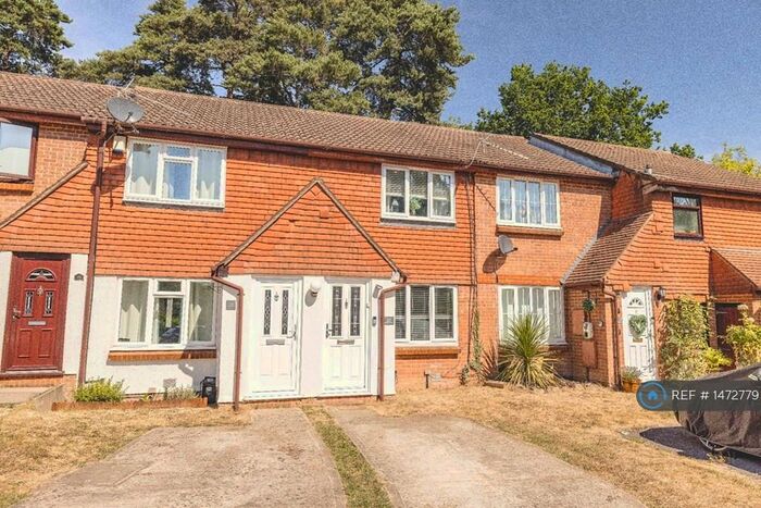 2 Bedroom Terraced House To Rent In Townsend Close, Bracknell, RG12