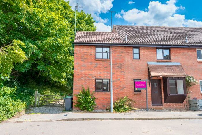 3 Bedroom End Of Terrace House To Rent In Normansfield, Dunmow, CM6