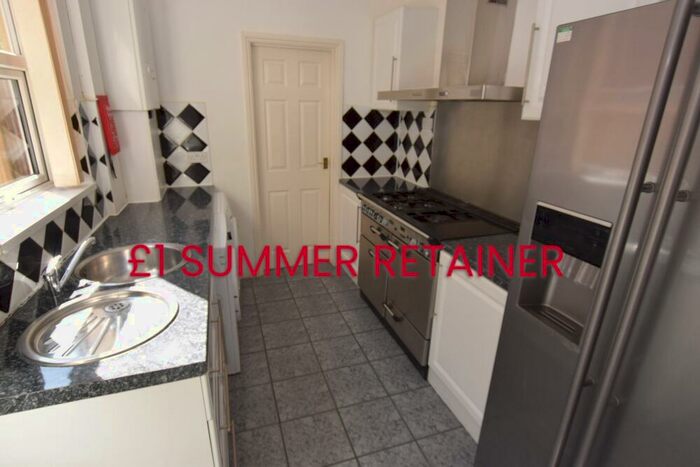 4 Bedroom Terraced House To Rent In Perry Street, Abington, Northampton, NN1